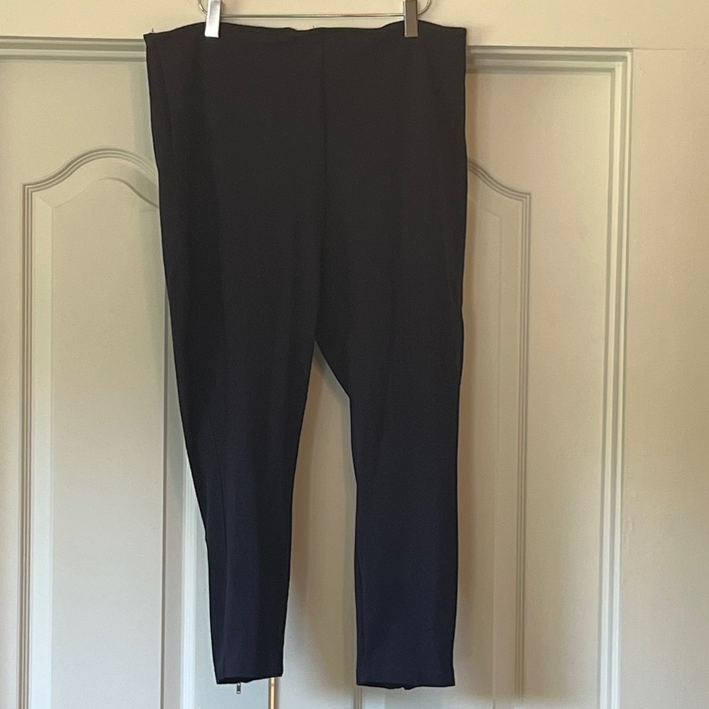 LYSSÉ Navy Blue Legging
